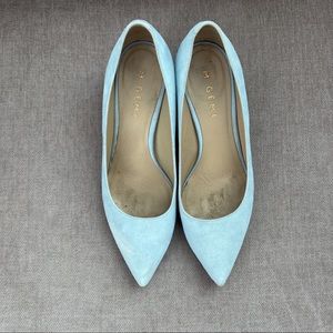MGemi Block Heel in Powder Blue
